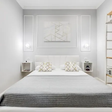 Opera Private By Premium Collection Guest house