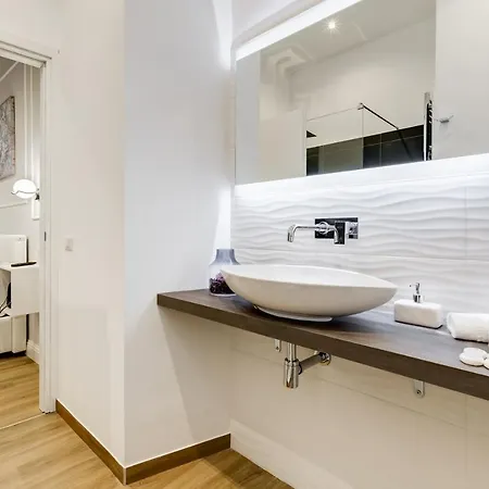 Opera Private By Premium Collection Guest house