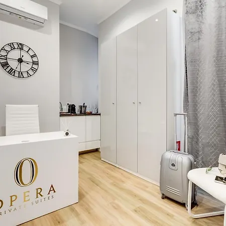 Pensión Opera Private By Premium Collection